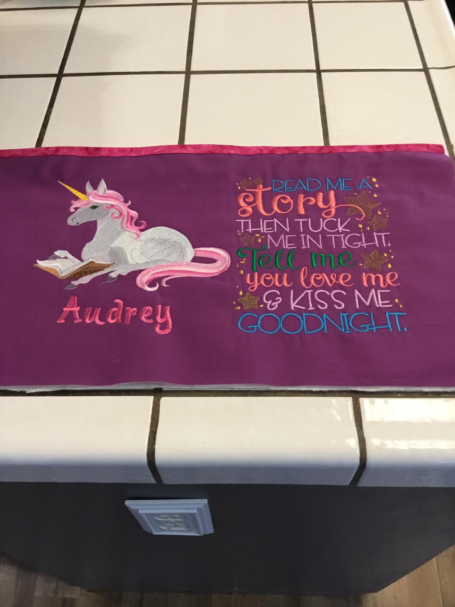 Unicorn piece for book pillow with saying and embroidered